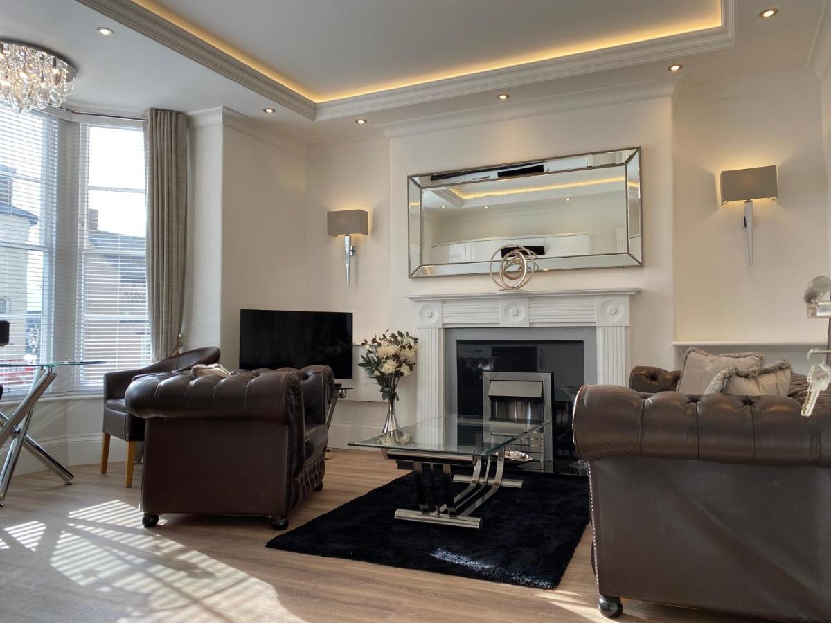 The Maureen Suite Llandudno Exterior foto